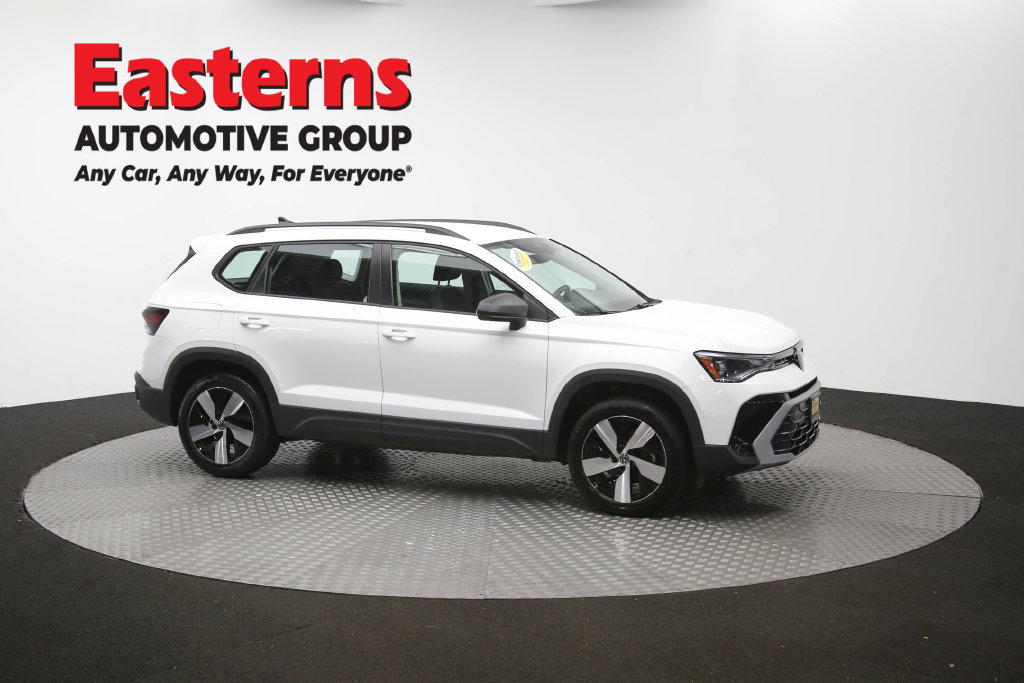 Used 2025 Volkswagen Taos S AWD/4WD image 46