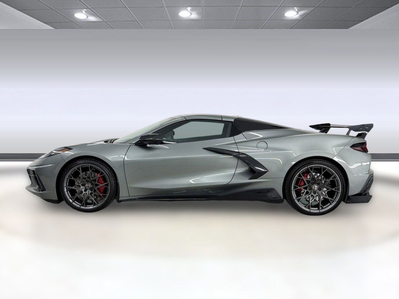 Used 2024 Chevrolet Corvette Stingray Premium Conv w/ Z51 Performance Package image 2