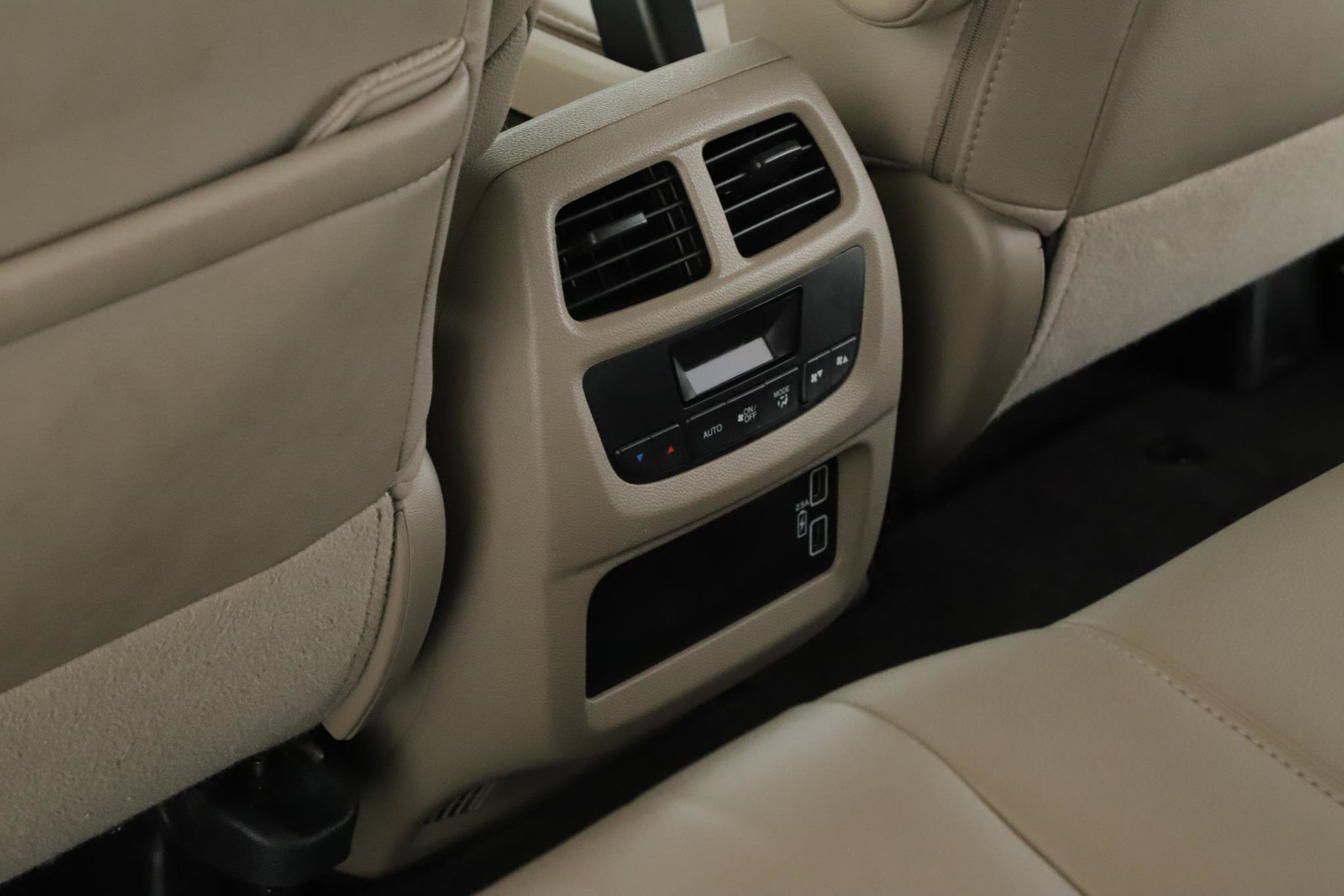 Used 2019 Honda Pilot EX-L image 7