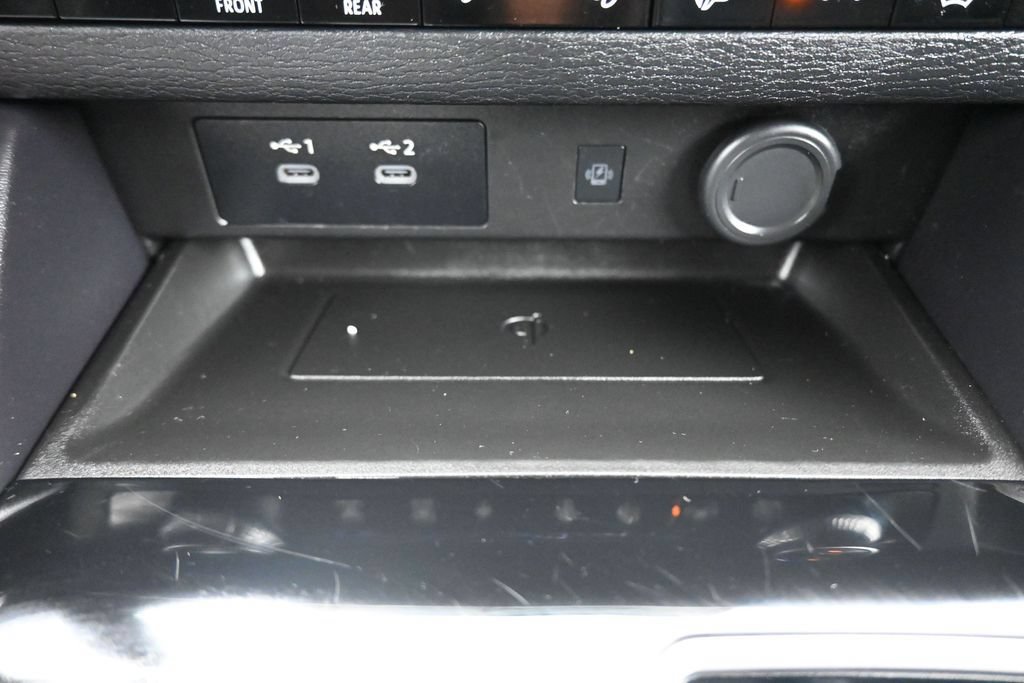 Used 2025 Mitsubishi Outlander AWD image 25