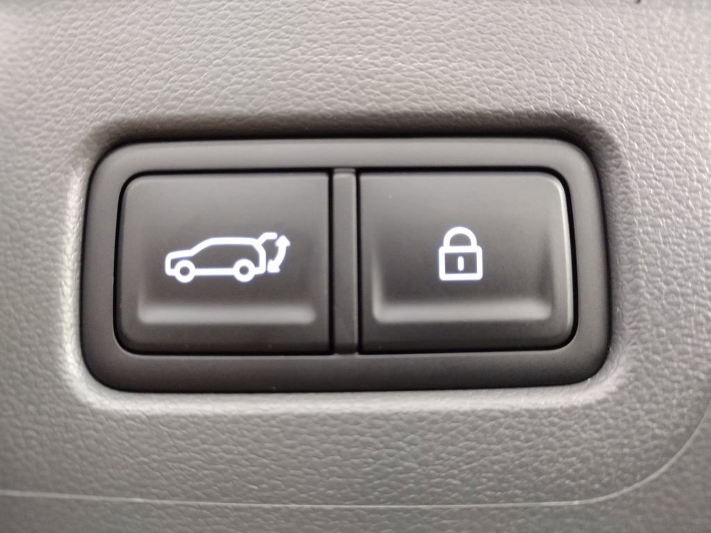 New 2026 Hyundai Santa Fe SE image 19