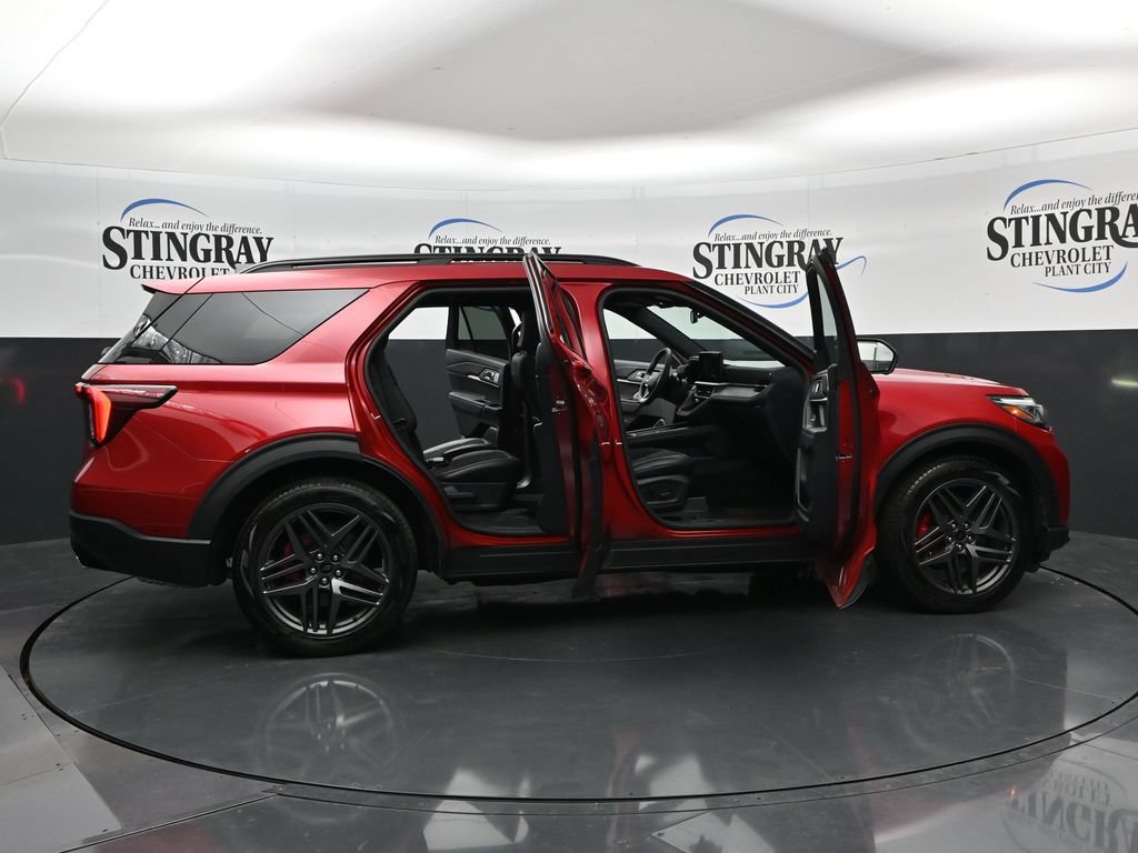 Used 2025 Ford Explorer ST w/ Sun And Sound Package RWD image 36