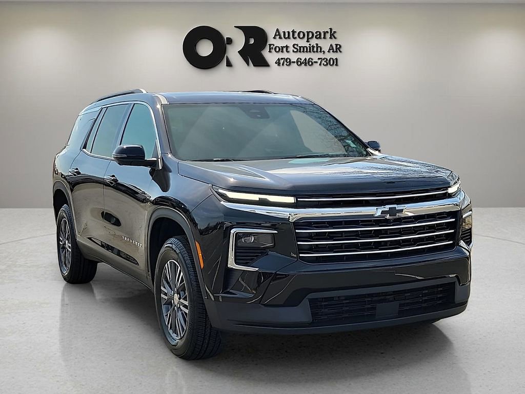 New 2026 Chevrolet Traverse LT w/ Driver Confidence Package FWD image 1