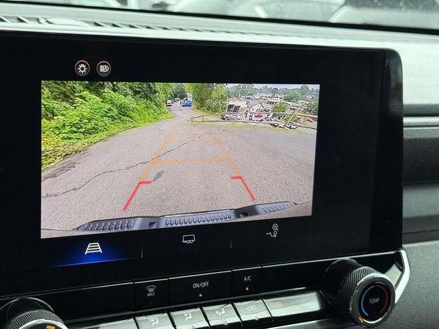Certified 2024 Chevrolet Colorado W/T RWD image 16