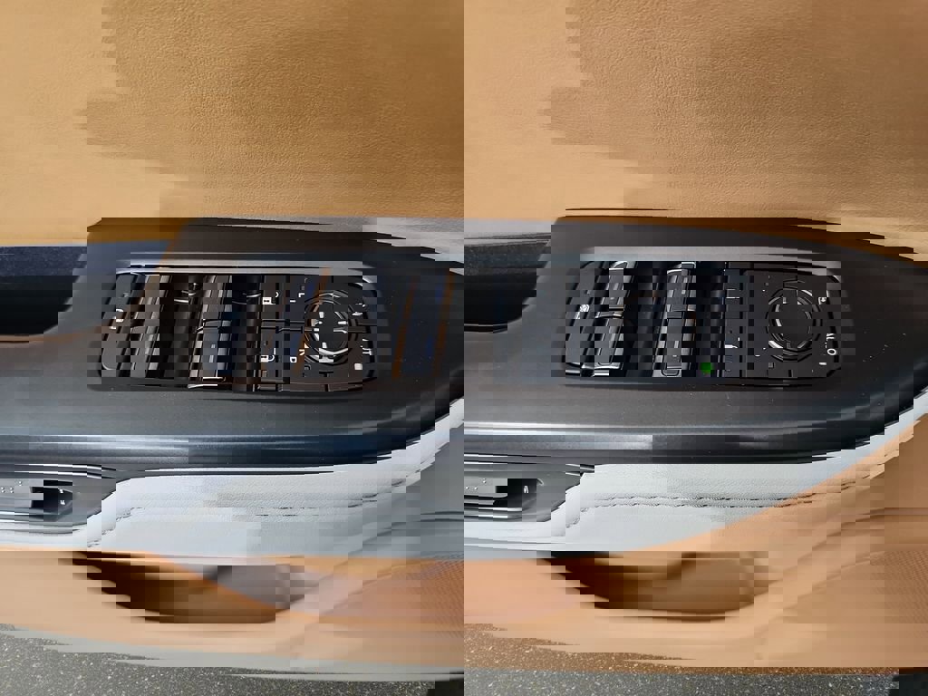 New 2026 Lexus RZ 450e 450e Premium image 28