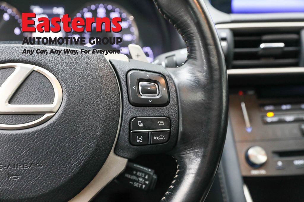 Used 2018 Lexus IS 300 AWD w/ Comfort Package image 16