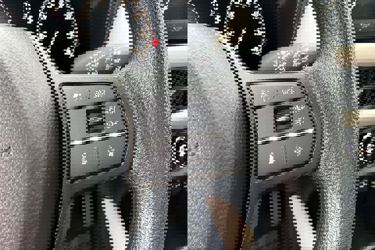 Used 2025 Honda HR-V LX image 22