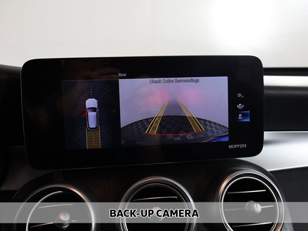 Used 2021 Mercedes-Benz GLC 300 4MATIC w/ Multimedia Package image 6