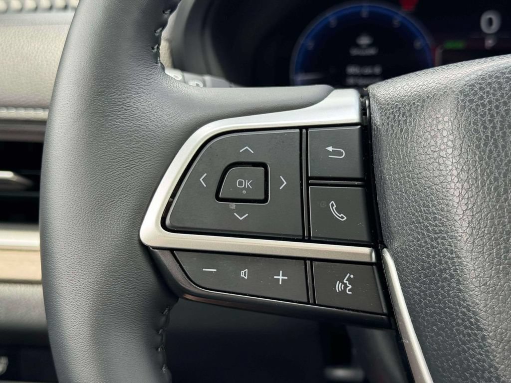 Used 2026 Toyota Grand Highlander AWD image 26