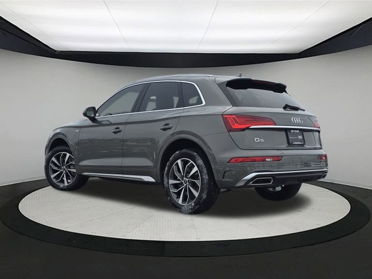 Certified 2024 Audi Q5 2.0T Premium Plus image 5