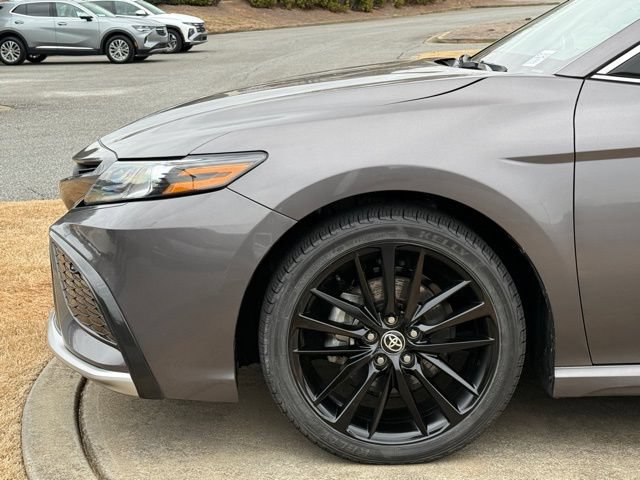 Used 2023 Toyota Camry XSE FWD image 11