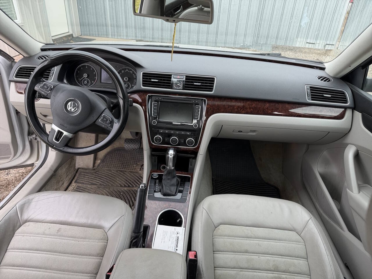 Used 2013 Volkswagen Passat 2.5 SEL Premium FWD image 30