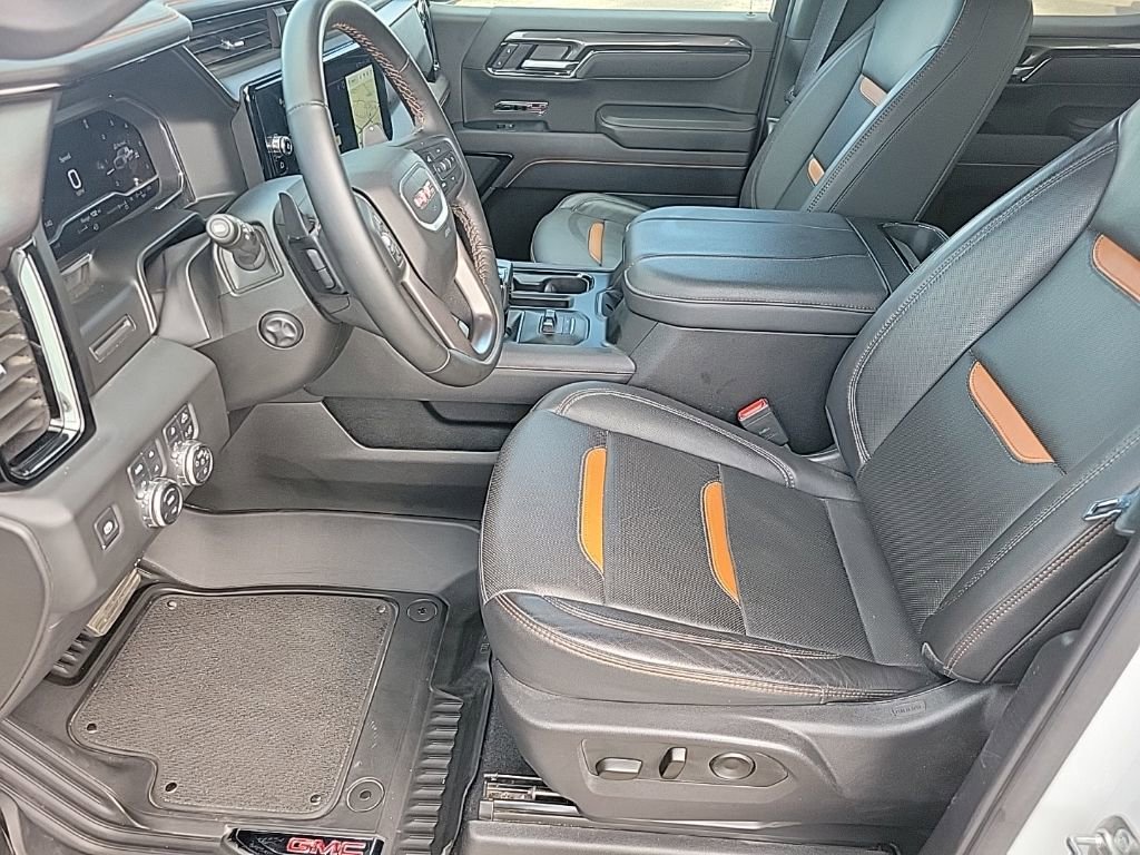Used 2025 GMC Sierra 1500 AT4 AWD/4WD image 10