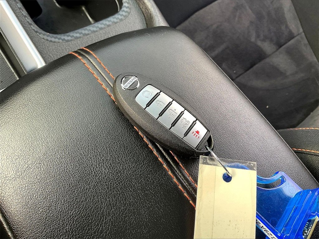 Used 2023 Nissan Sentra SR w/ Midnight Edition Package image 27