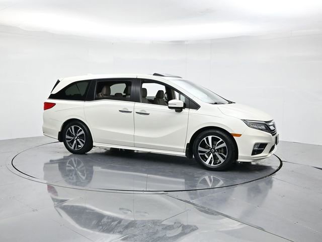 Used 2019 Honda Odyssey Elite image 3