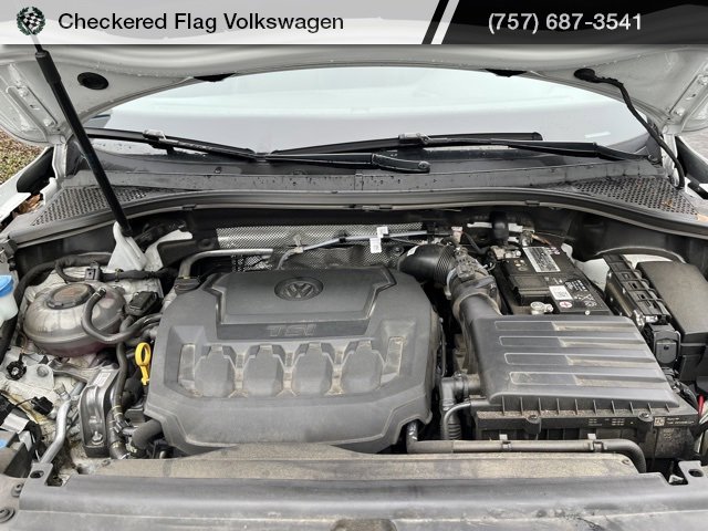 Used 2022 Volkswagen Tiguan SE R-Line image 31