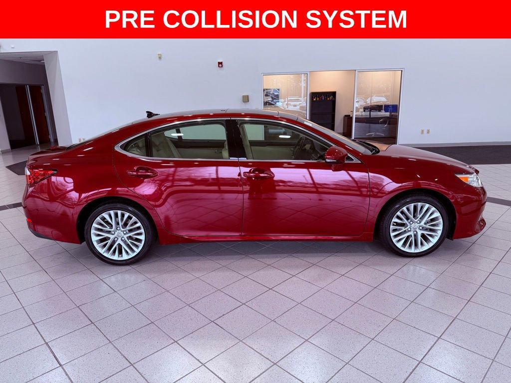 Used 2015 Lexus ES 350 w/ Ultra Luxury Package image 9