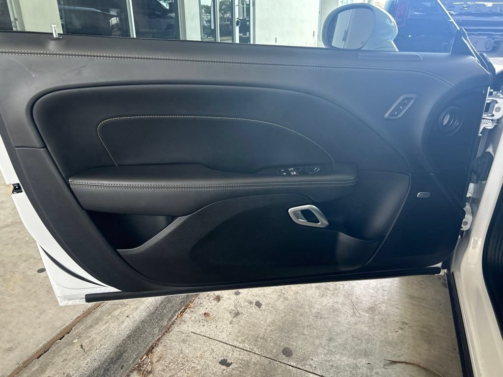 Used 2023 Dodge Challenger R/T Scat Pack RWD image 33