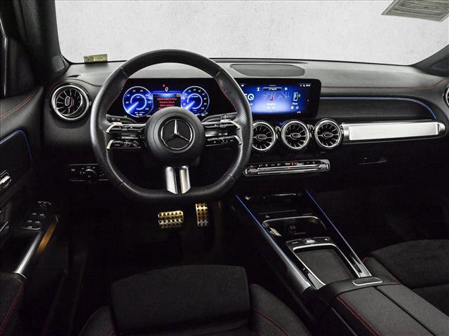 Certified 2024 Mercedes-Benz EQB 300 4MATIC image 19