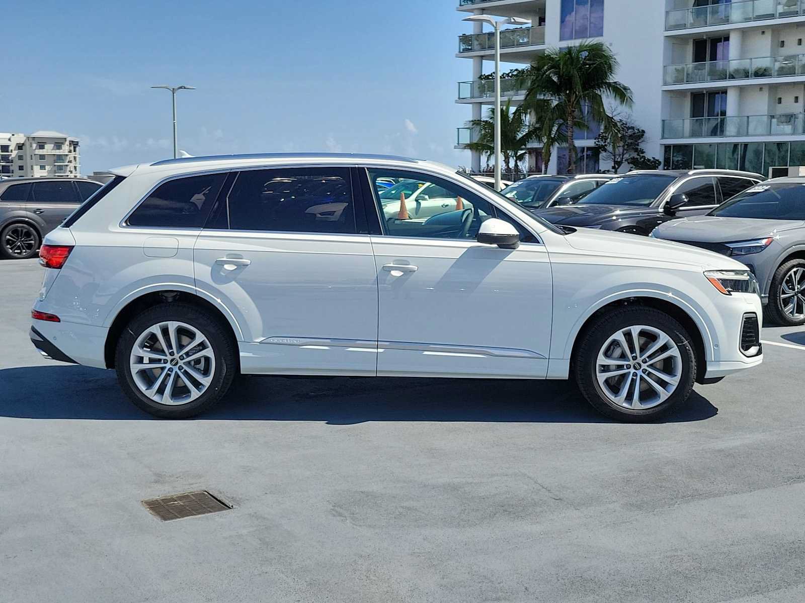 New 2026 Audi Q7 2.0T Premium Plus AWD/4WD image 7