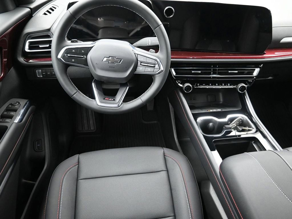 New 2026 Chevrolet Traverse Z71 w/ Driver Confidence Package image 12