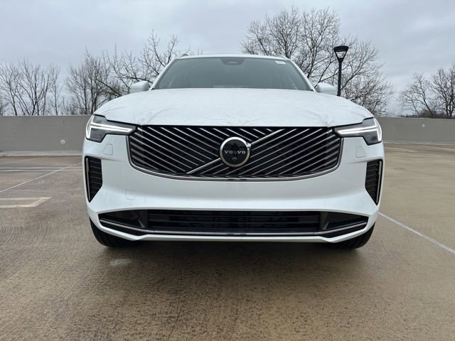 New 2026 Volvo XC90 B6 Plus w/ Protection Package image 2