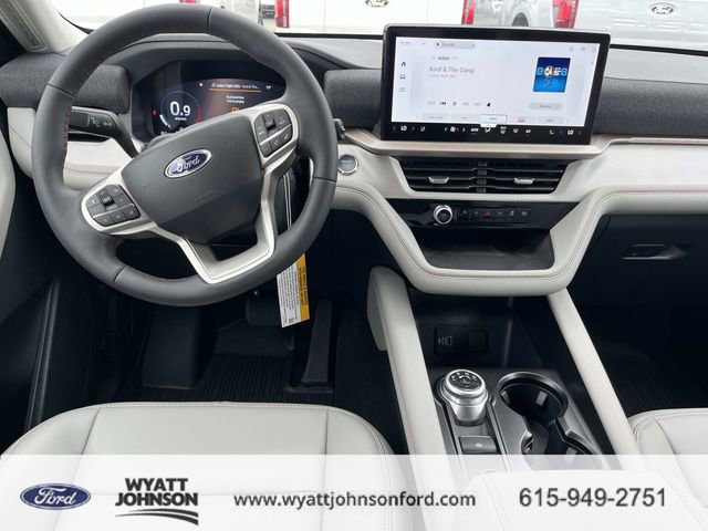 New 2026 Ford Explorer Active AWD/4WD image 15