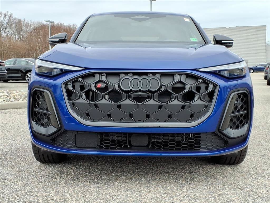 New 2025 Audi SQ5 Premium Plus AWD/4WD image 3