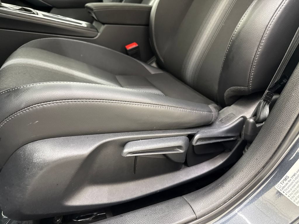 Used 2025 Honda Civic Sport image 14
