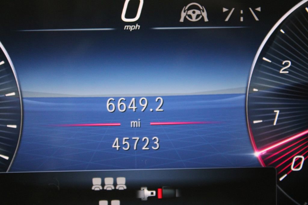Used 2024 Mercedes-Benz GLS 450 4MATIC image 42