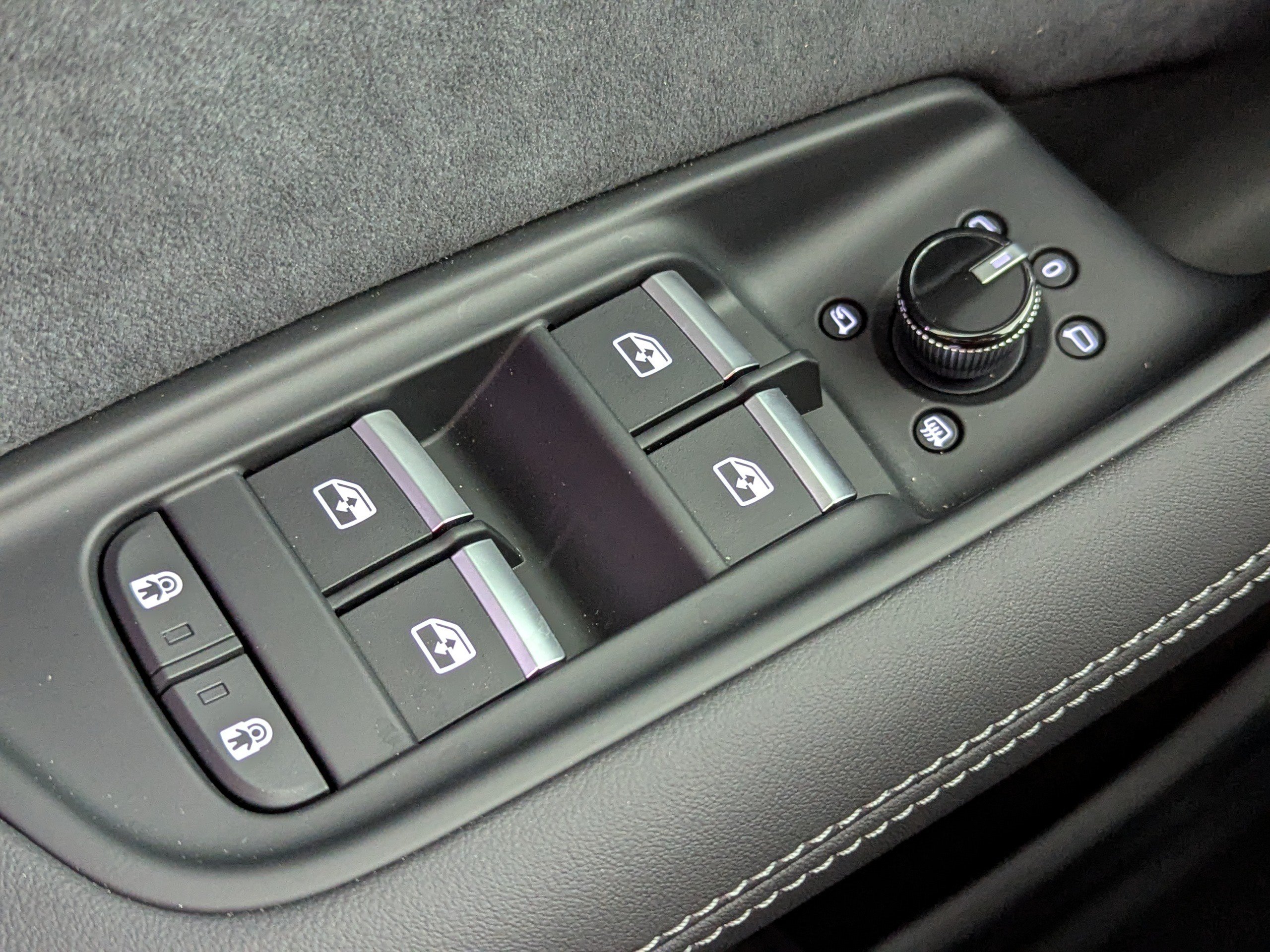 New 2026 Audi SQ7 Premium Plus AWD/4WD image 23