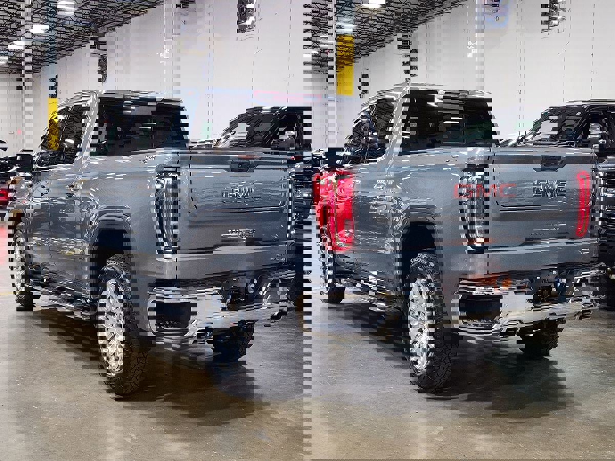 Used 2021 GMC Sierra 1500 SLT image 11