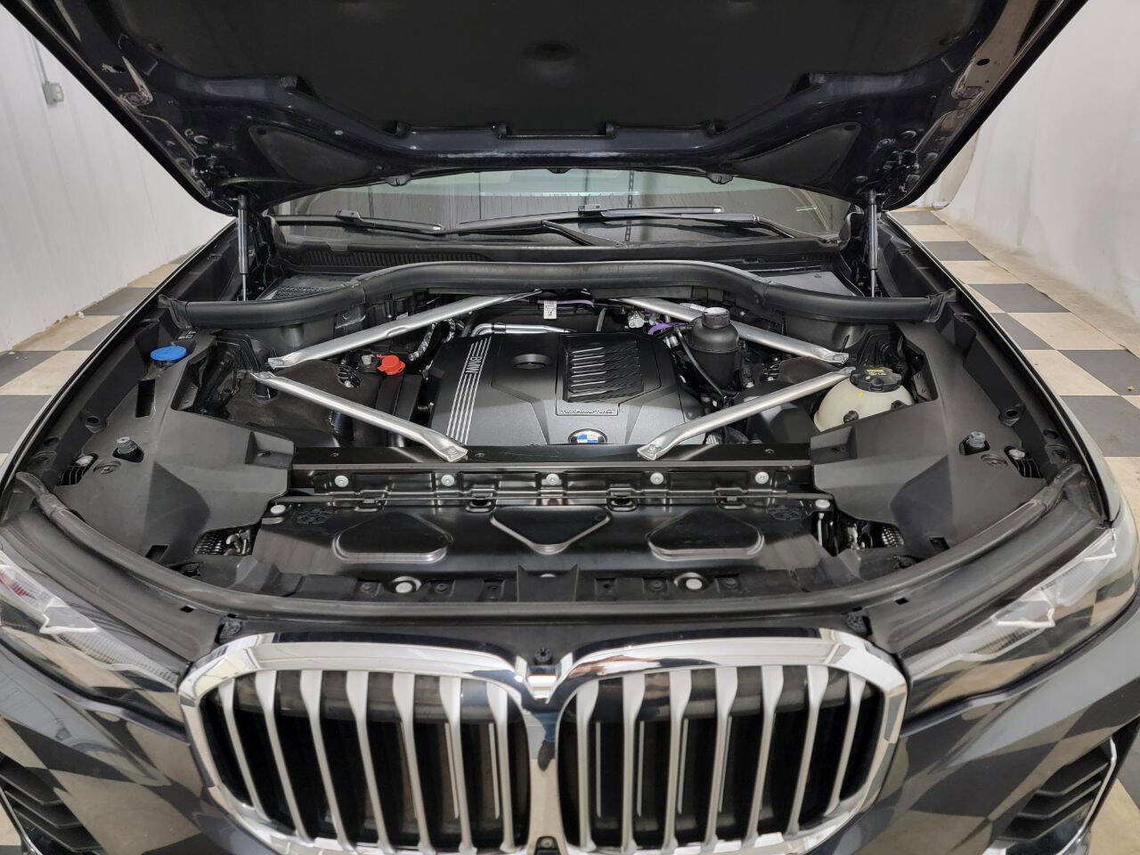 Used 2021 BMW X7 xDrive40i w/ Executive Package AWD/4WD image 86