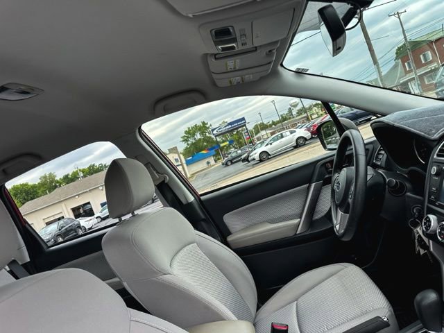 Used 2017 Subaru Forester 2.5i w/ Alloy Wheel Package AWD/4WD image 25