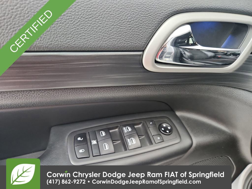 Used 2021 Jeep Grand Cherokee Laredo X AWD/4WD image 20