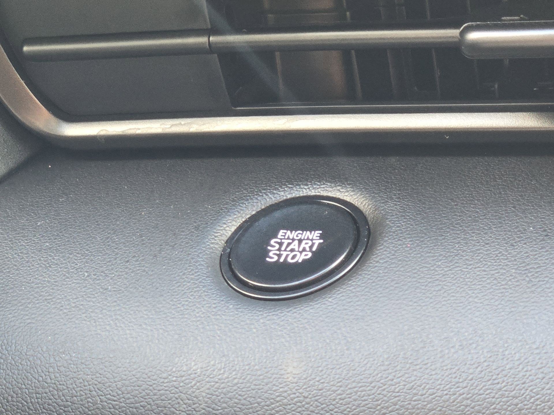 Used 2025 Hyundai Elantra Sport image 20