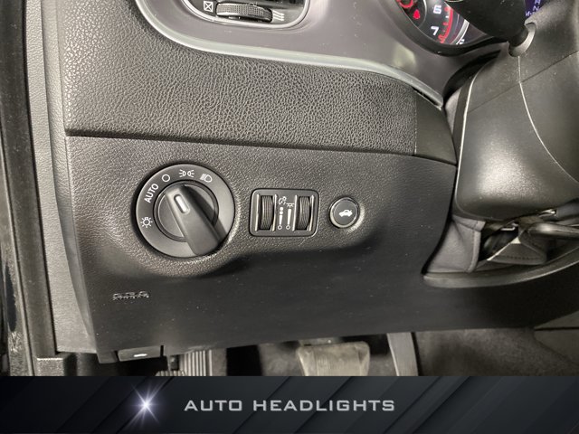 Used 2021 Dodge Charger SXT RWD image 24
