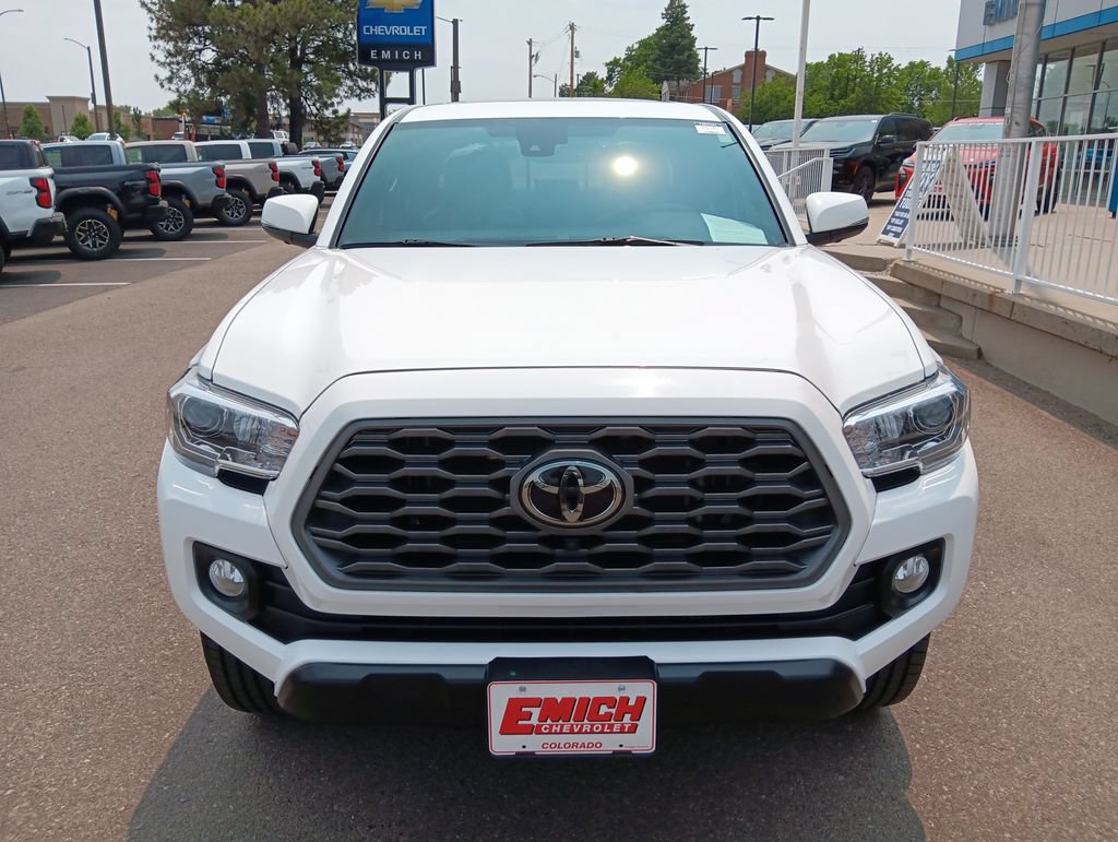 Used 2023 Toyota Tacoma TRD Off-Road w/ TRD Premium Off Road Package AWD/4WD image 8