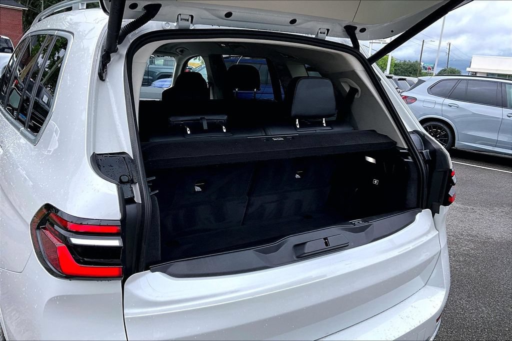 Certified 2026 BMW X7 xDrive40i AWD/4WD image 36