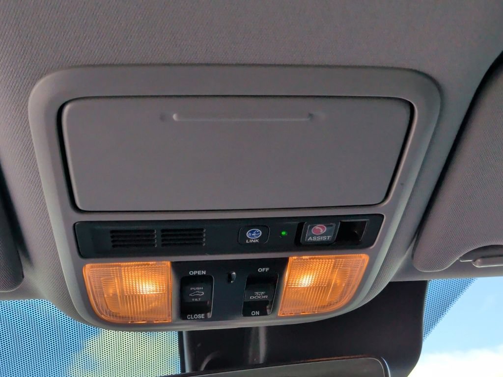 Used 2022 Honda Pilot Touring image 22