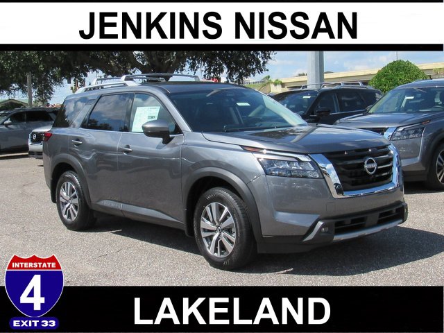 New 2025 Nissan Pathfinder SL
