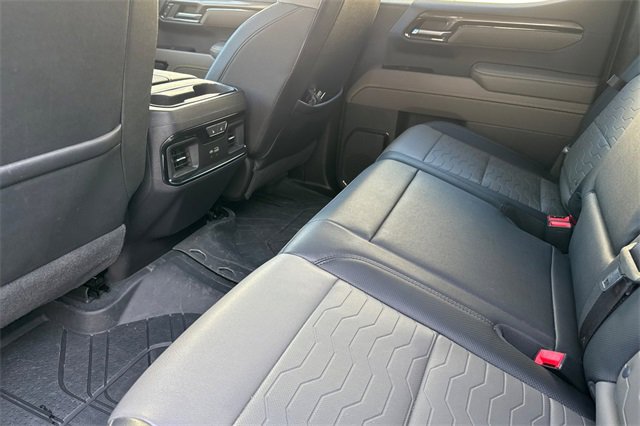 Used 2024 Chevrolet Silverado 1500 ZR2 w/ Technology Package image 14