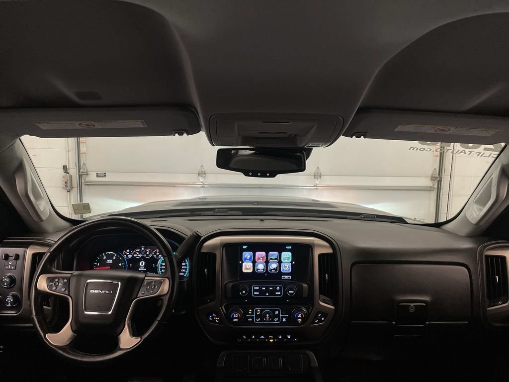 Used 2018 GMC Sierra 2500 Denali w/ Duramax Plus Package AWD/4WD image 11