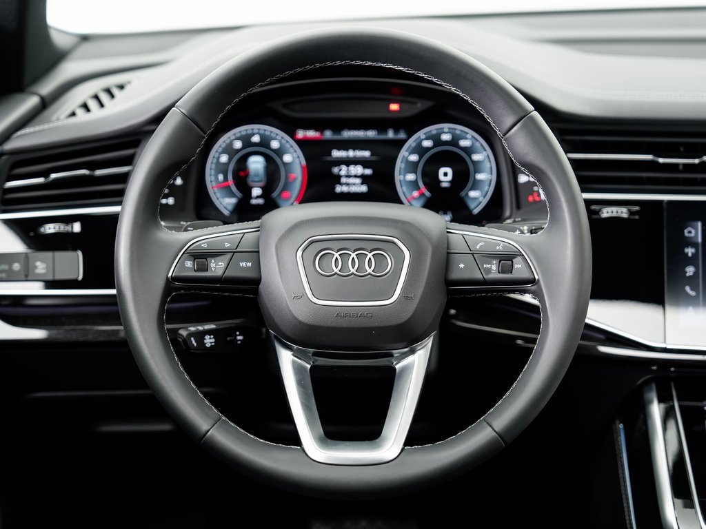 Used 2025 Audi Q8 Premium Plus w/ Premium Plus Package image 11
