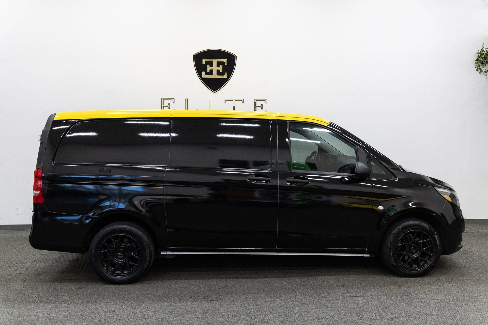 Used 2018 Mercedes-Benz Metris w/ Eco Stop/Start Package image 8