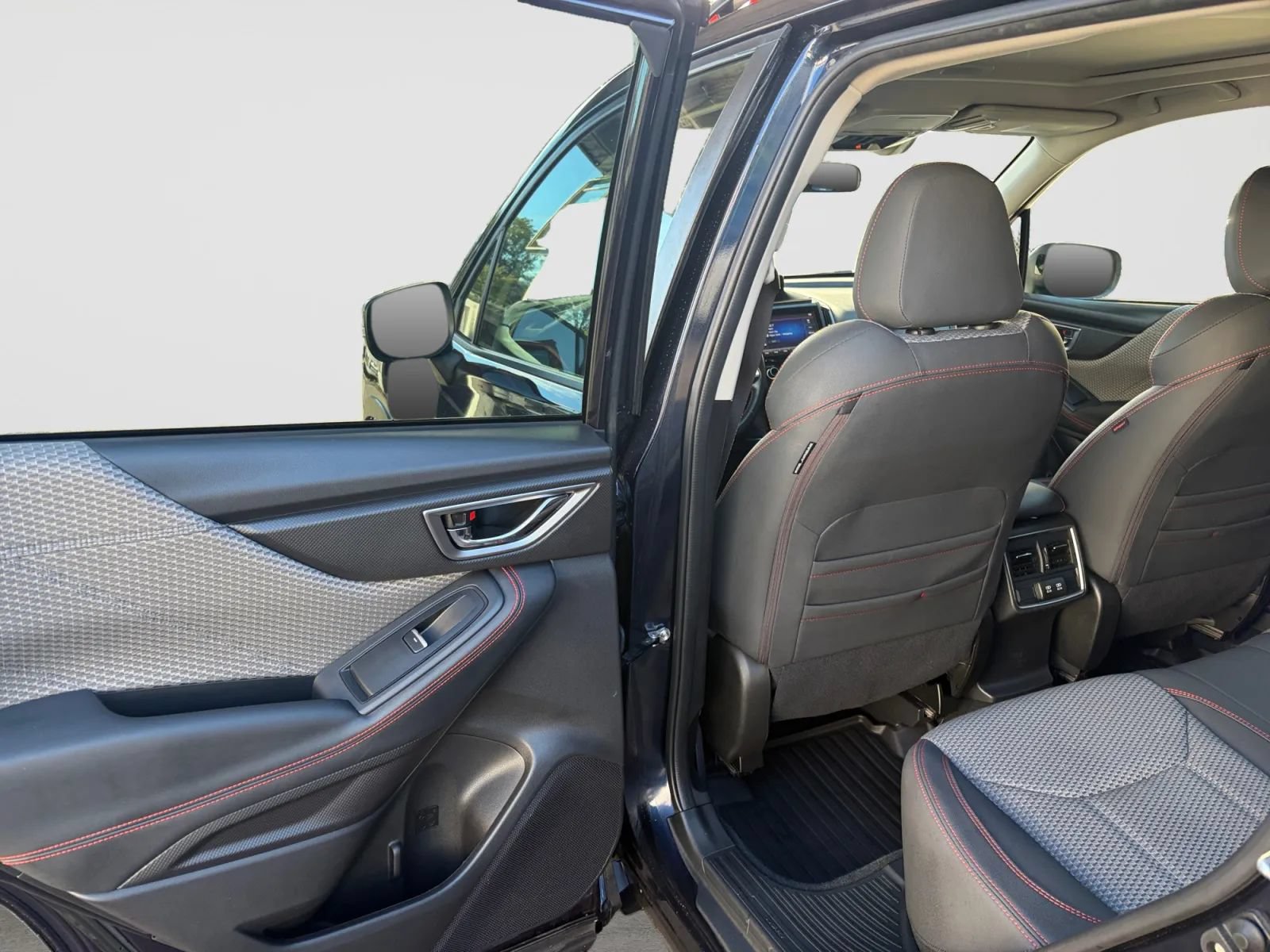 Used 2021 Subaru Forester Sport AWD/4WD image 14