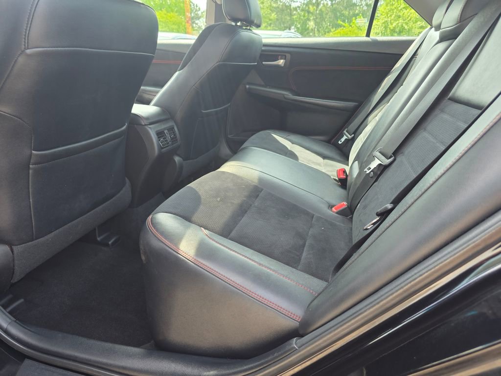 Used 2016 Toyota Camry XSE w/ Moonroof Package FWD image 46