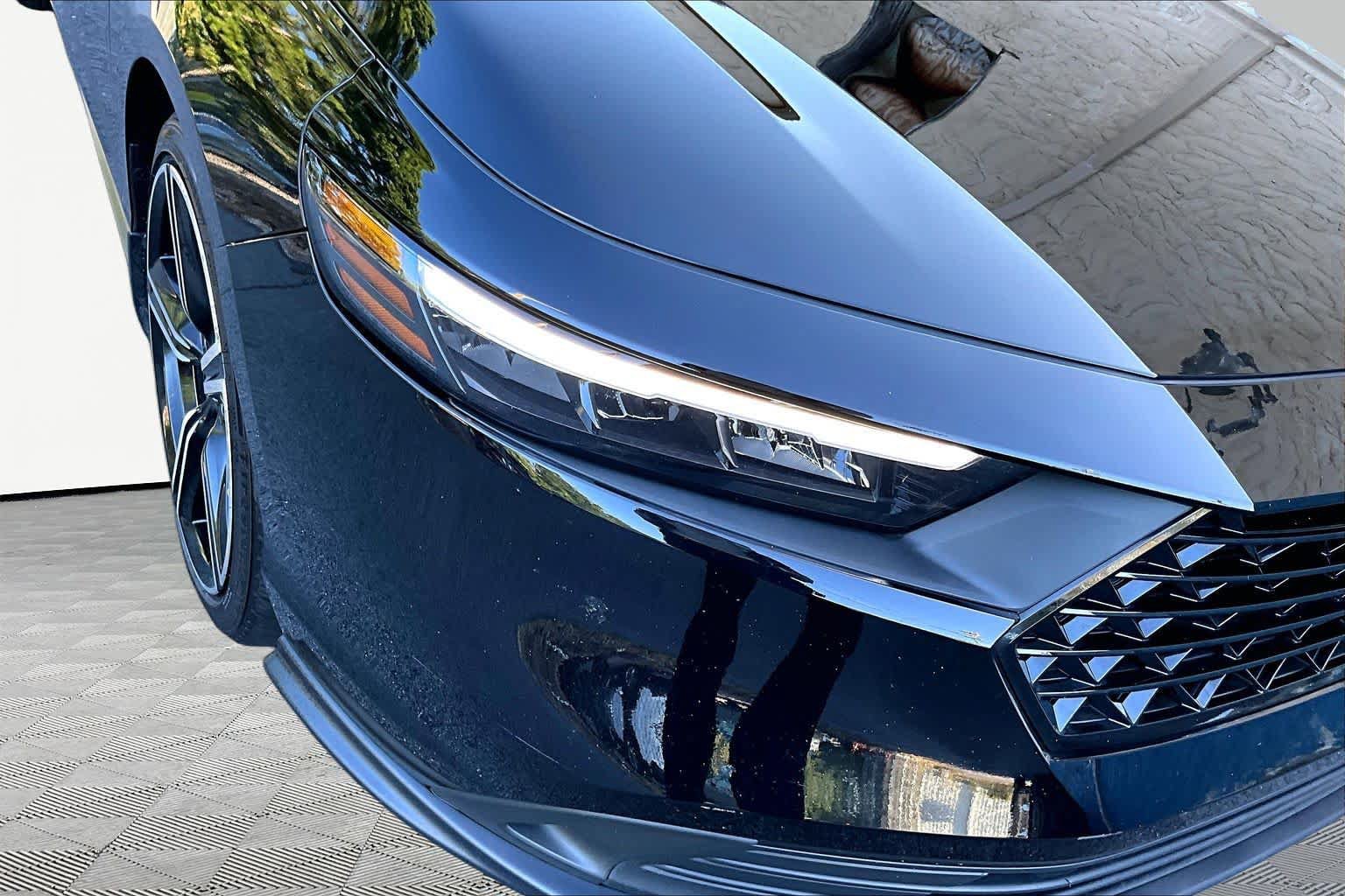 Used 2024 Honda Accord Sport image 28