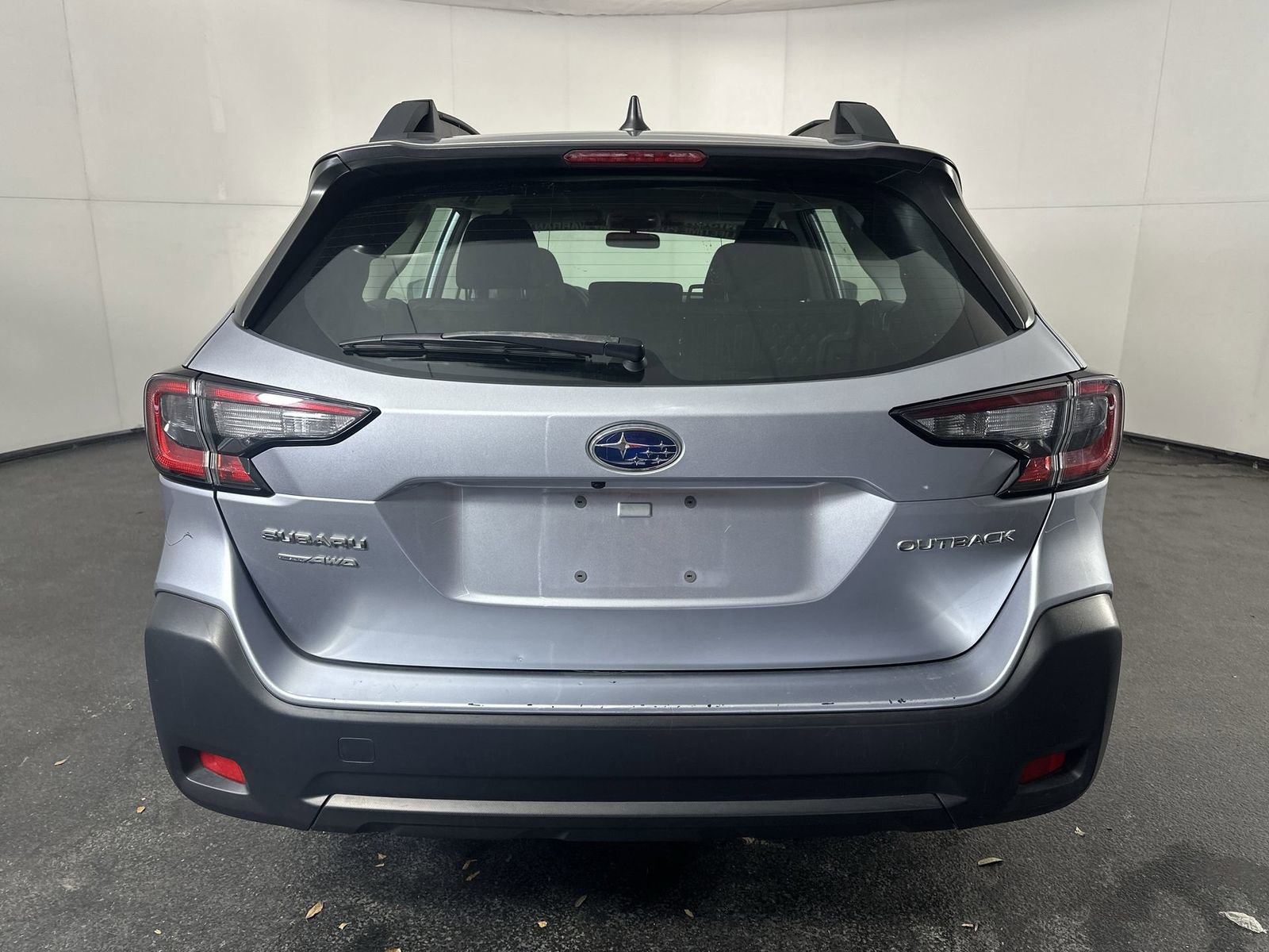 Used 2023 Subaru Outback AWD/4WD image 7