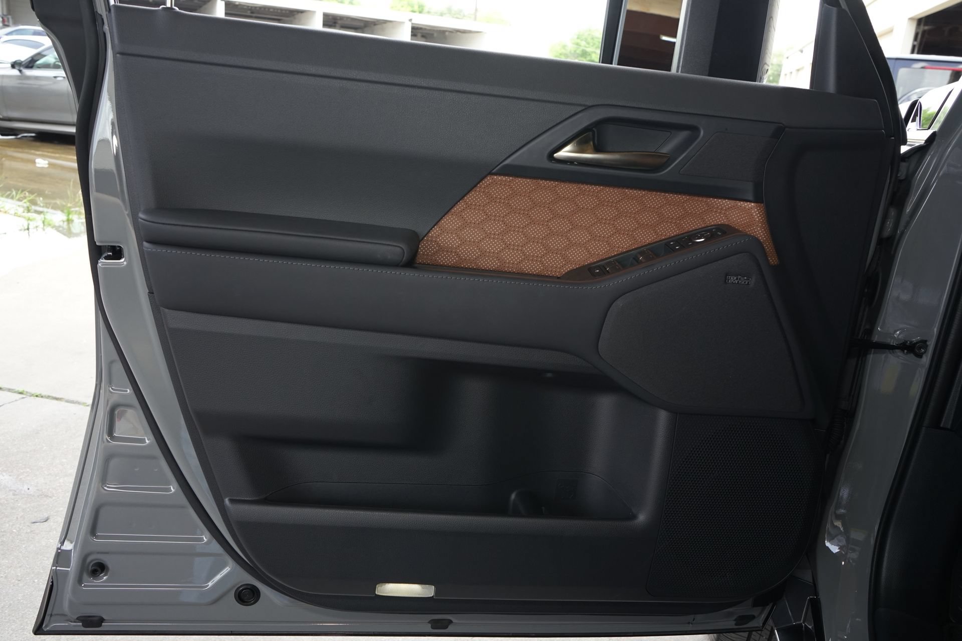 Used 2026 Lexus GX 550 w/ Accessory Package (31) AWD/4WD image 20